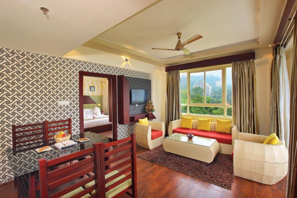 Gokulam Park Munnar Hotel Buitenkant foto